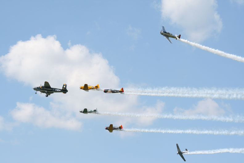 Warbirds And Airshows- Lancaster Airshow 2008